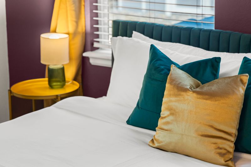 C652cde4 b41e 4f20 924d ea0148db253c homerunner