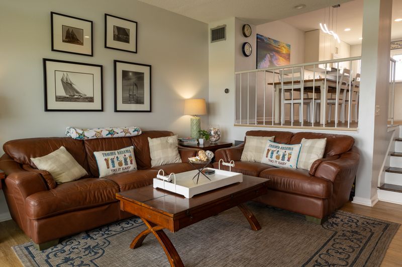 C6905aad 53b7 499f 8000 463e48172ee0 homerunner