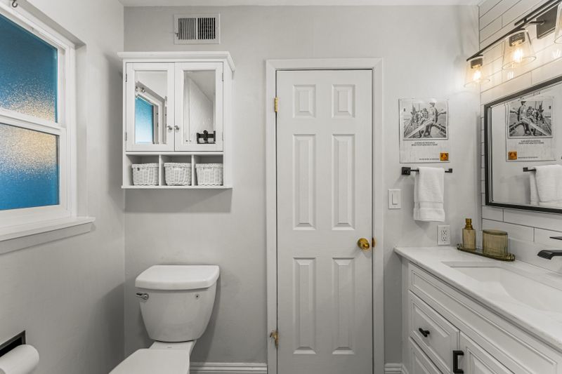 Cd337a94 b159 4d1a b3be 3adcb3a80163 homerunner