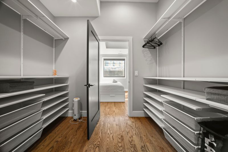 Ce1cff31 0394 44ea a89e b46127eaff93 homerunner