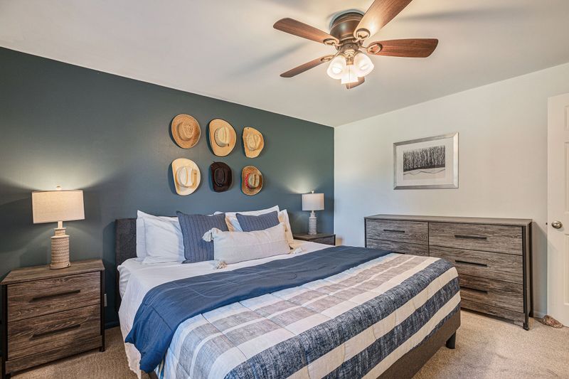 D0482613 1420 4071 bafc d95d0d8829b1 homerunner