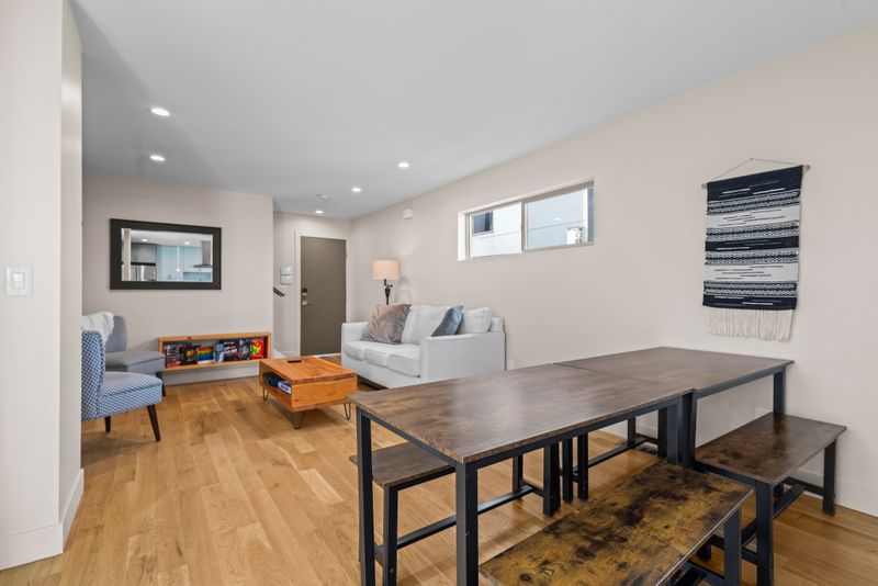 D2f0ed6b 8060 4e30 8db3 6ad9f48ee0f6 homerunner