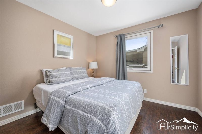 D9044368 aec4 412f bdd5 c62e14b2cdbf homerunner