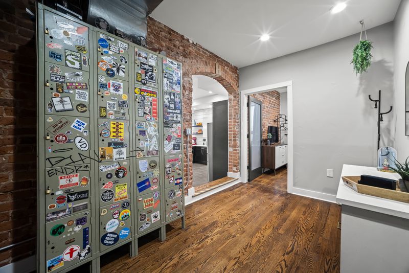 De70270e 58ec 4457 aeb2 1b70f5b4562f homerunner