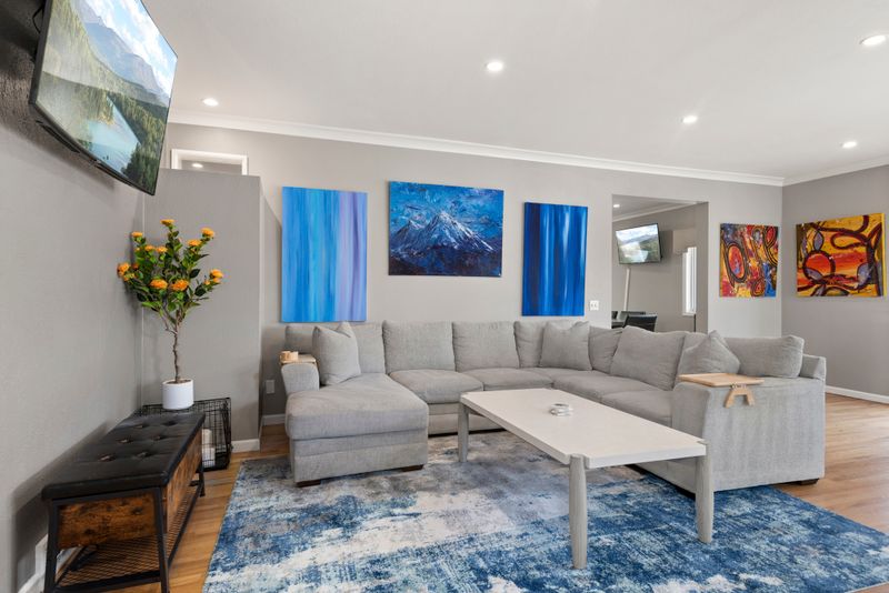 Deac3bbb 31c9 493e a765 ea9a5bf4baa9 homerunner