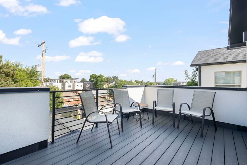 E0c0e724 0e7a 4b00 9e0b 3a3dce44b6c2 homerunner