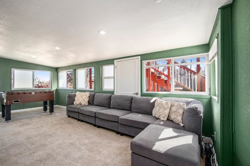 E1ea18ad 594b 4c12 917f 5f4e885b02e7 homerunner