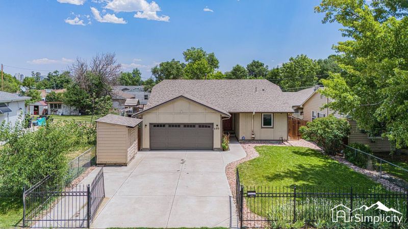 E5100273 9428 447d 9db8 da71405c5ec3 homerunner