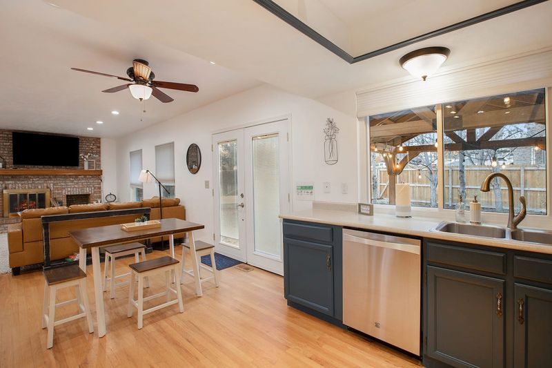 E75fdd63 1ef4 4972 bd74 089bfb6da89e homerunner