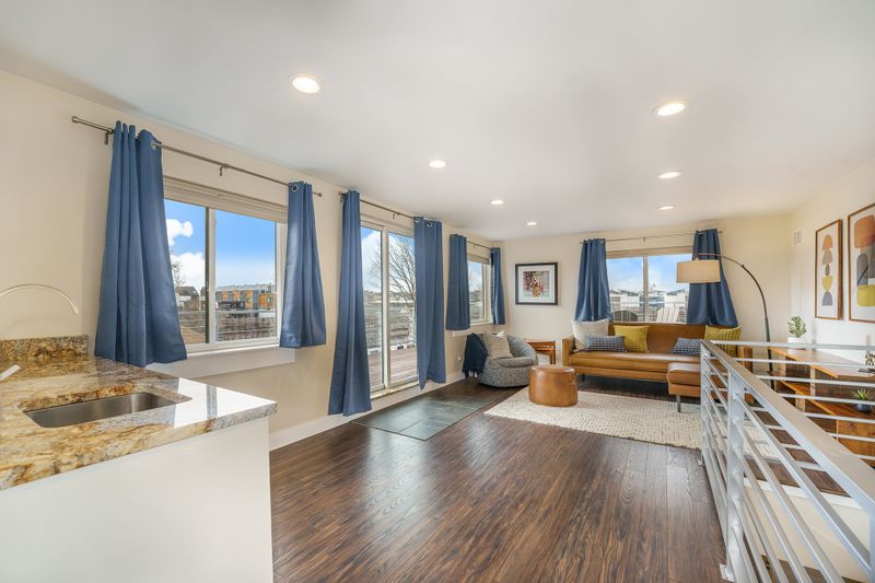 E7bff42a 60e1 4411 a5e4 0bd33672bf6f homerunner