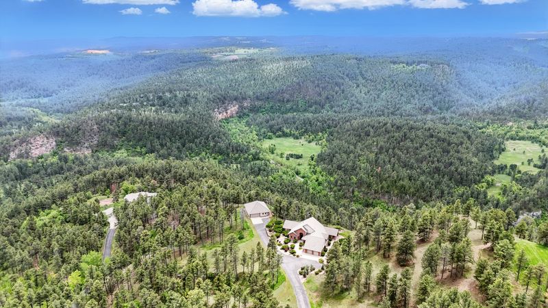 E7c98374 5a93 473b 996a 1a3e94dd8c6d homerunner