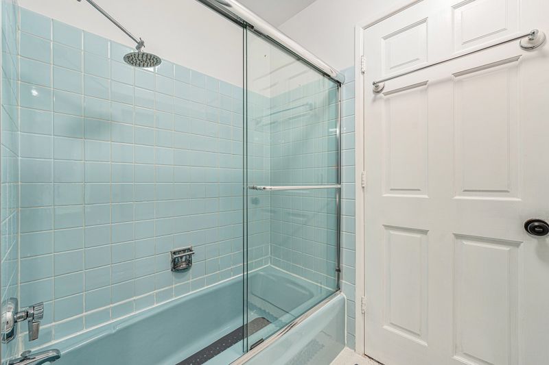 E7fc6d09 5e7e 4f23 b9bf 6f983de7f0bd homerunner