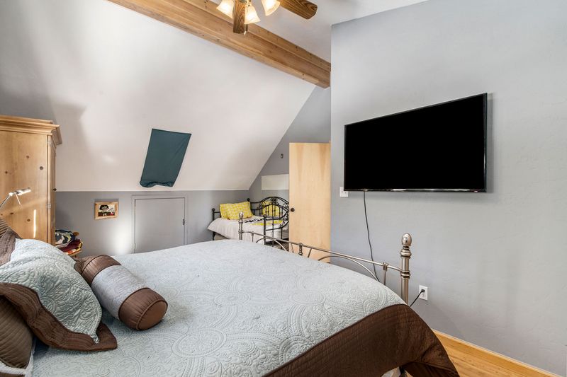 Ed93b5f3 3320 468e a20a 5680741372a7 homerunner