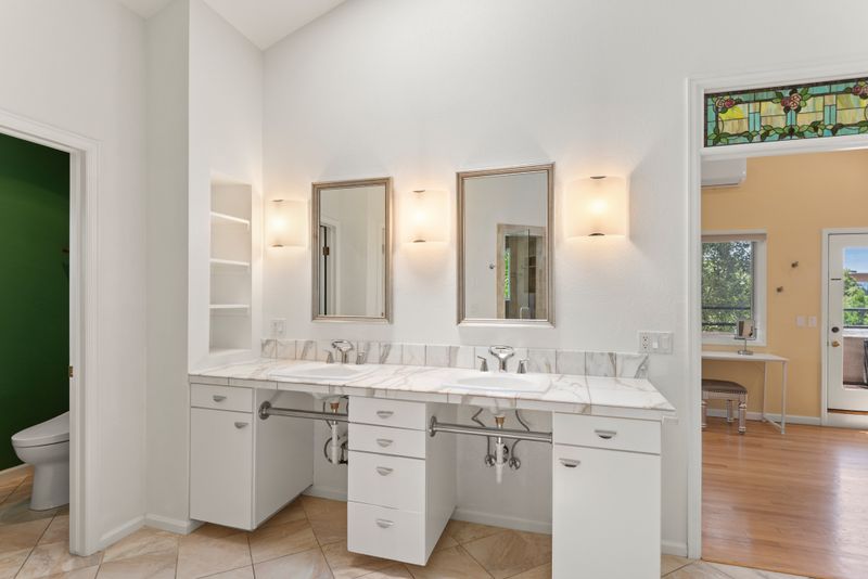 F092a0db df61 4088 8978 892a801bbe5a homerunner