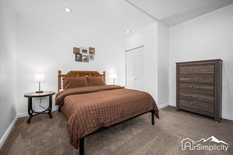 F8ac8bb7 55b9 4feb be6d 36e2b32878f4 homerunner