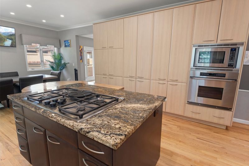 F9f64dd3 6409 4ec3 b998 db93f1f49989 homerunner