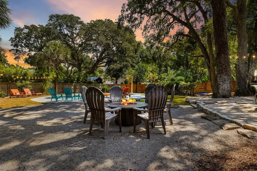 Swimming pool + Endless of outdoor space with a fire pit for your group to enjoy!