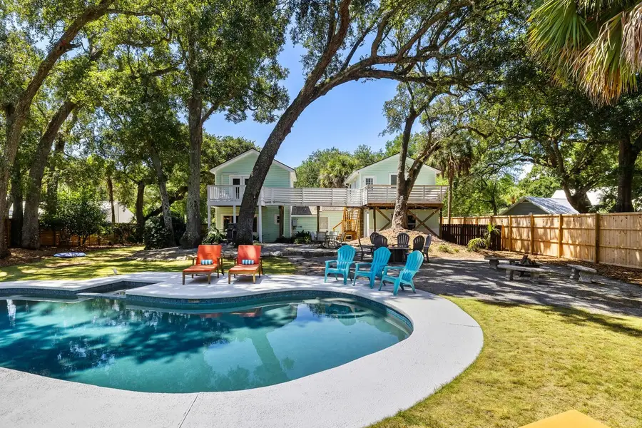 Swimming pool for your group to enjoy!