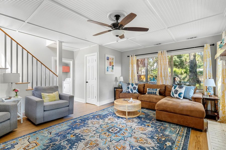 Spacious living room with plenty of seating for your group