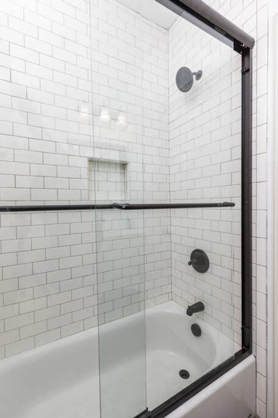 Bathroom 3: Shower/Tub combo 
