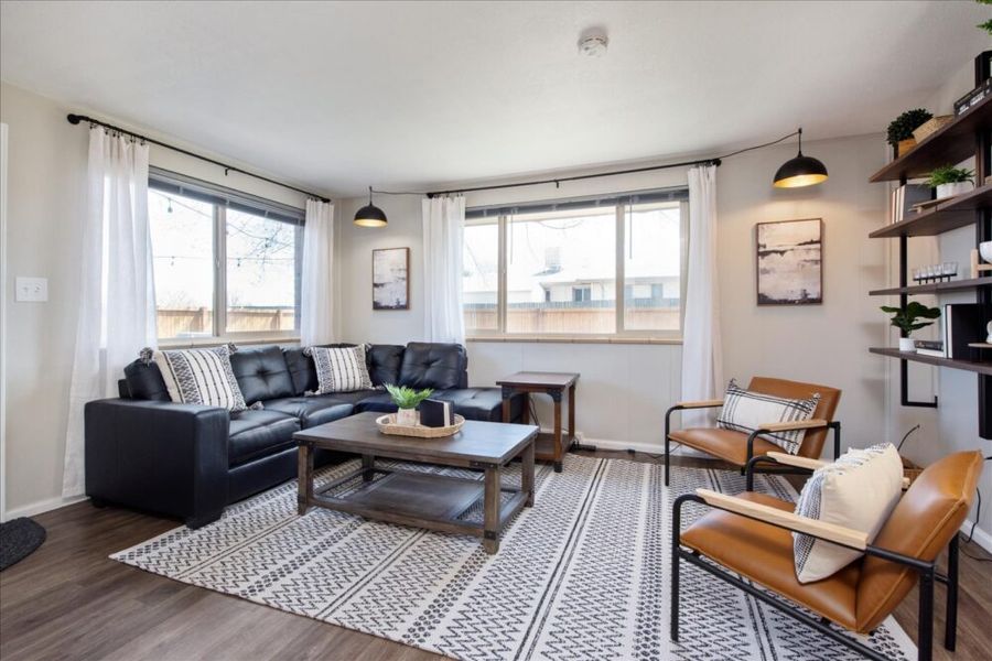Modern Chic Retreat | Near Mtns & Red Rocks | Wifi Main Image