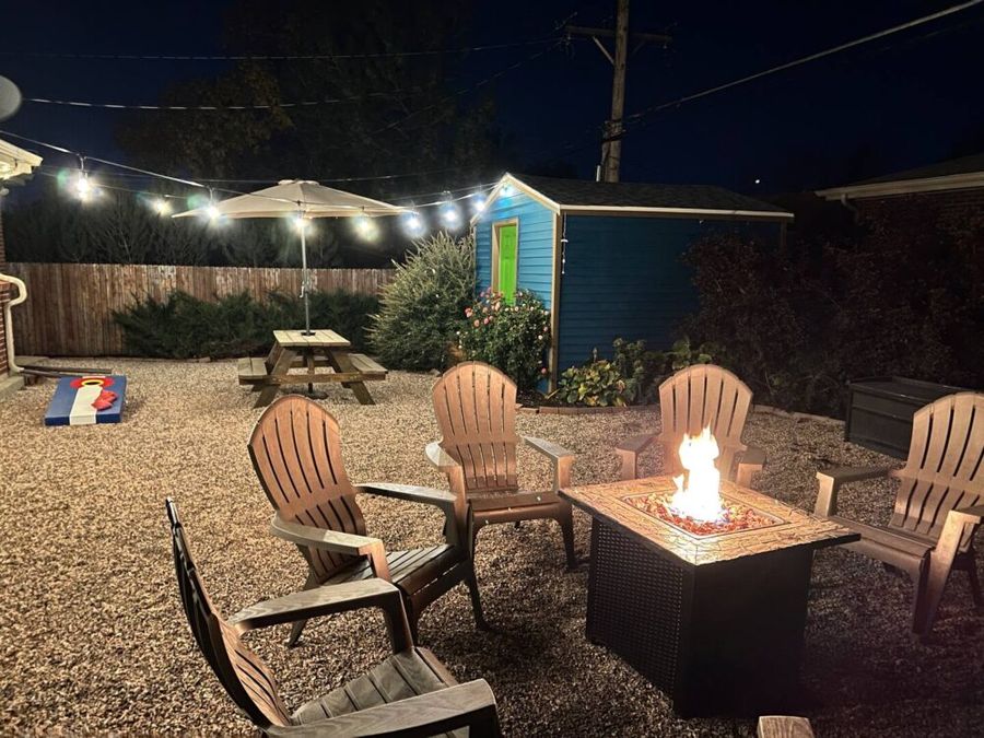 Spacious home w/ yard, BBQ, & game room Main Image