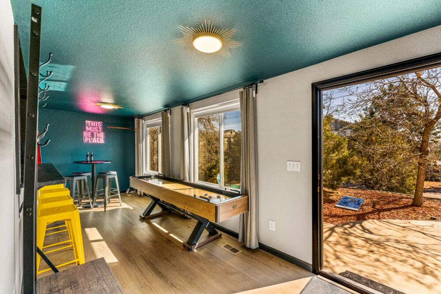Colorful Game Casa | BBQ | FIREPIT Main Image
