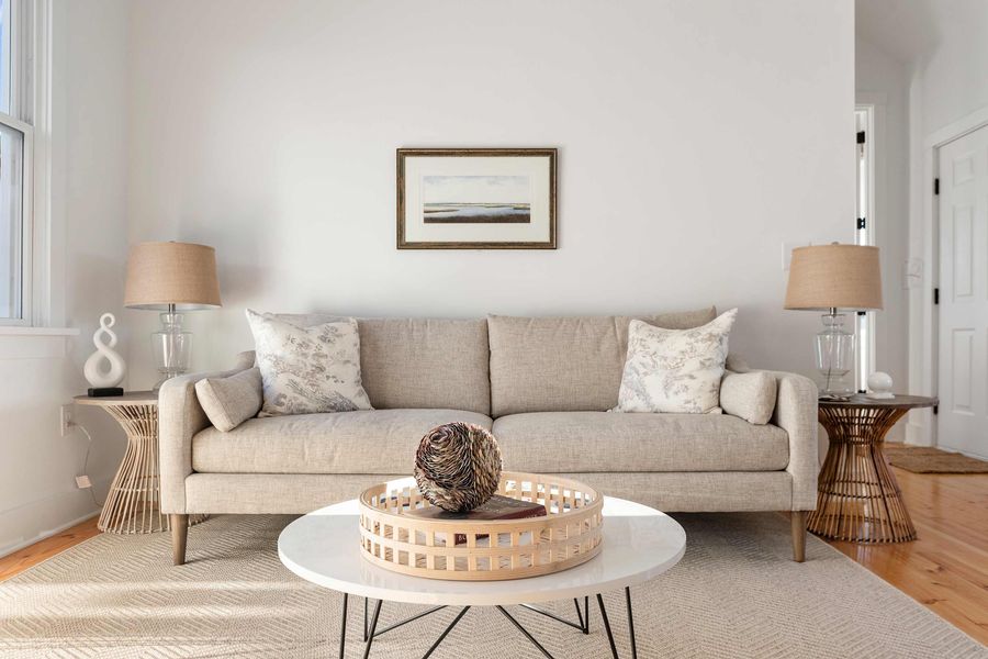 Spacious living room with seating for your entire group