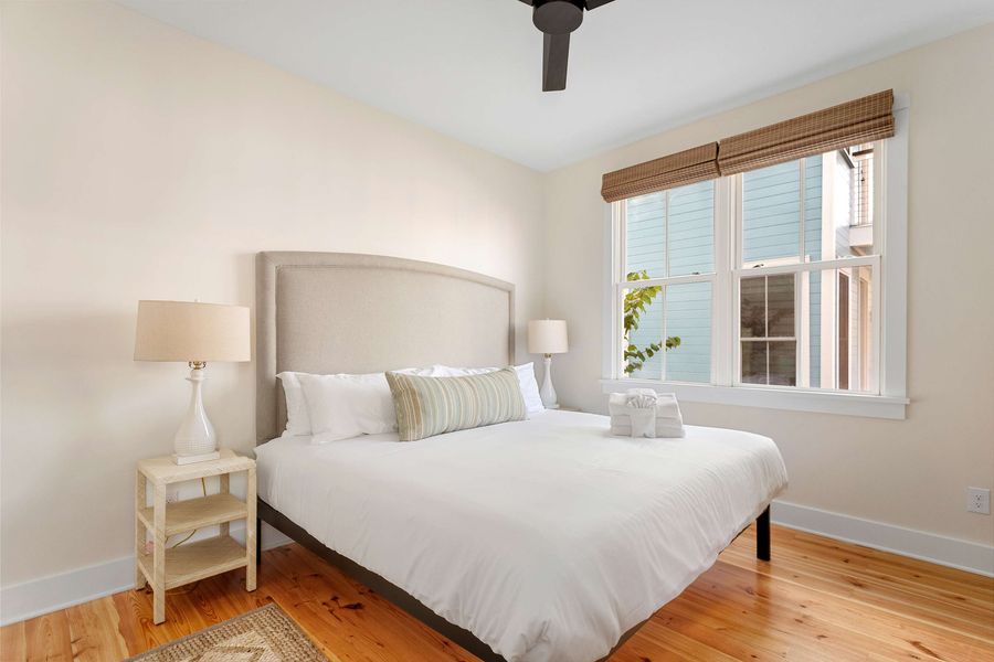 Bedroom #4: King Bed 