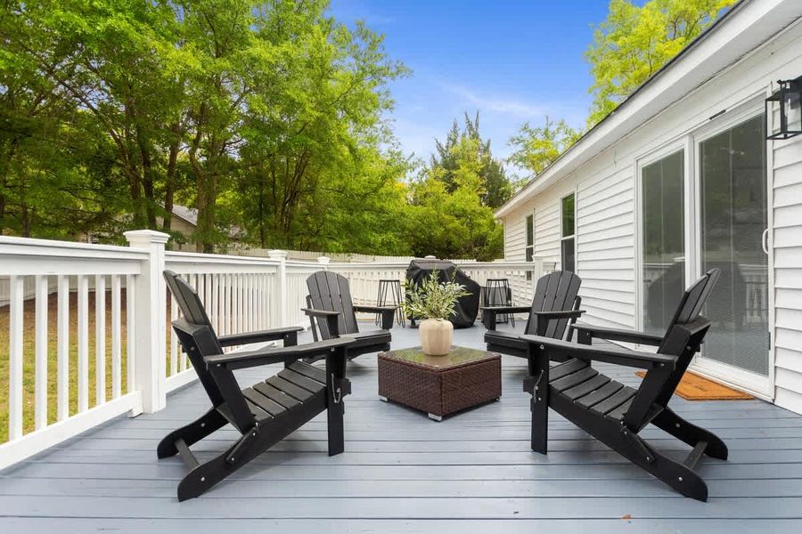 Back patio with seating 