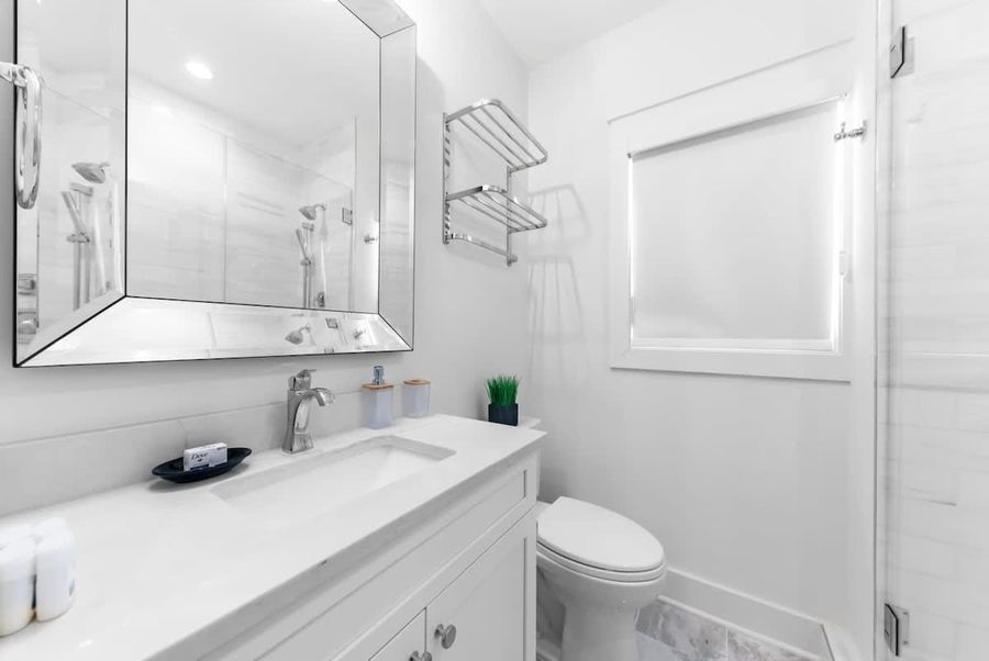 Bathroom 1: Walk-in shower