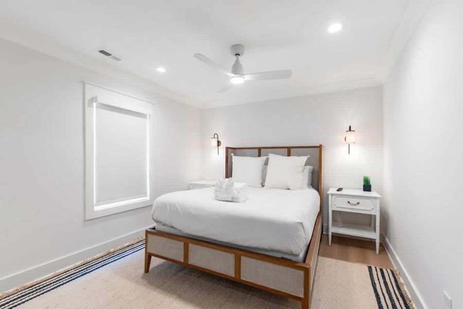Sleep like royalty on the queen-size bed.