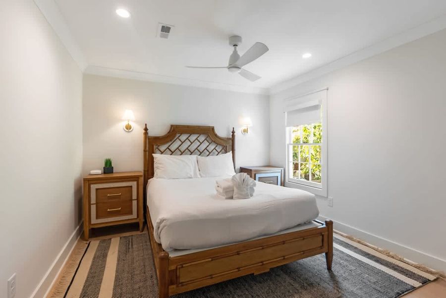 Use stylish reading lamps to set a more intimate mood during the evening.