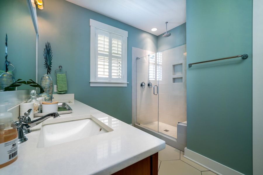 Bathroom 1: Walk-in Shower