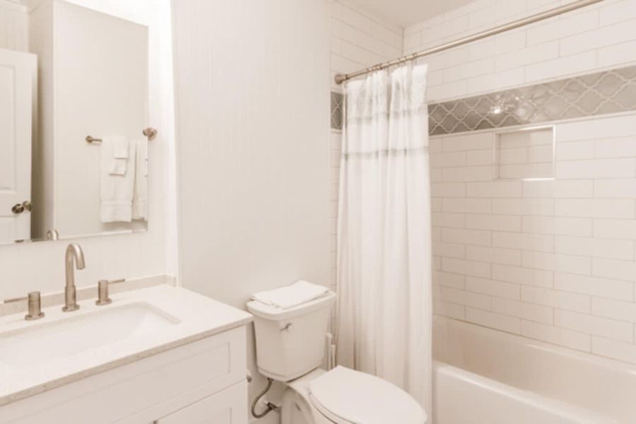 Bathroom 1: Shower/Tub