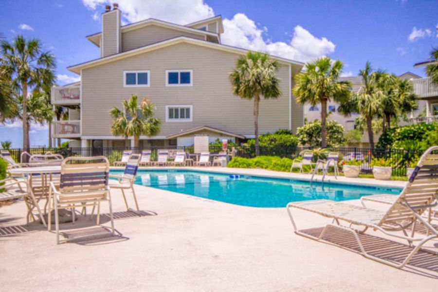 Seagrove Villa's community pool 