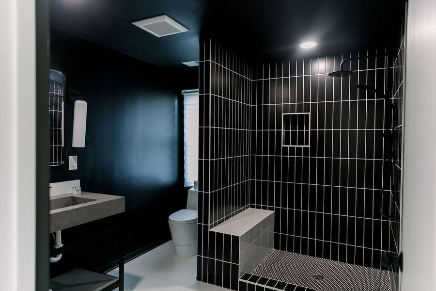 Bathroom 1: Walk-in shower