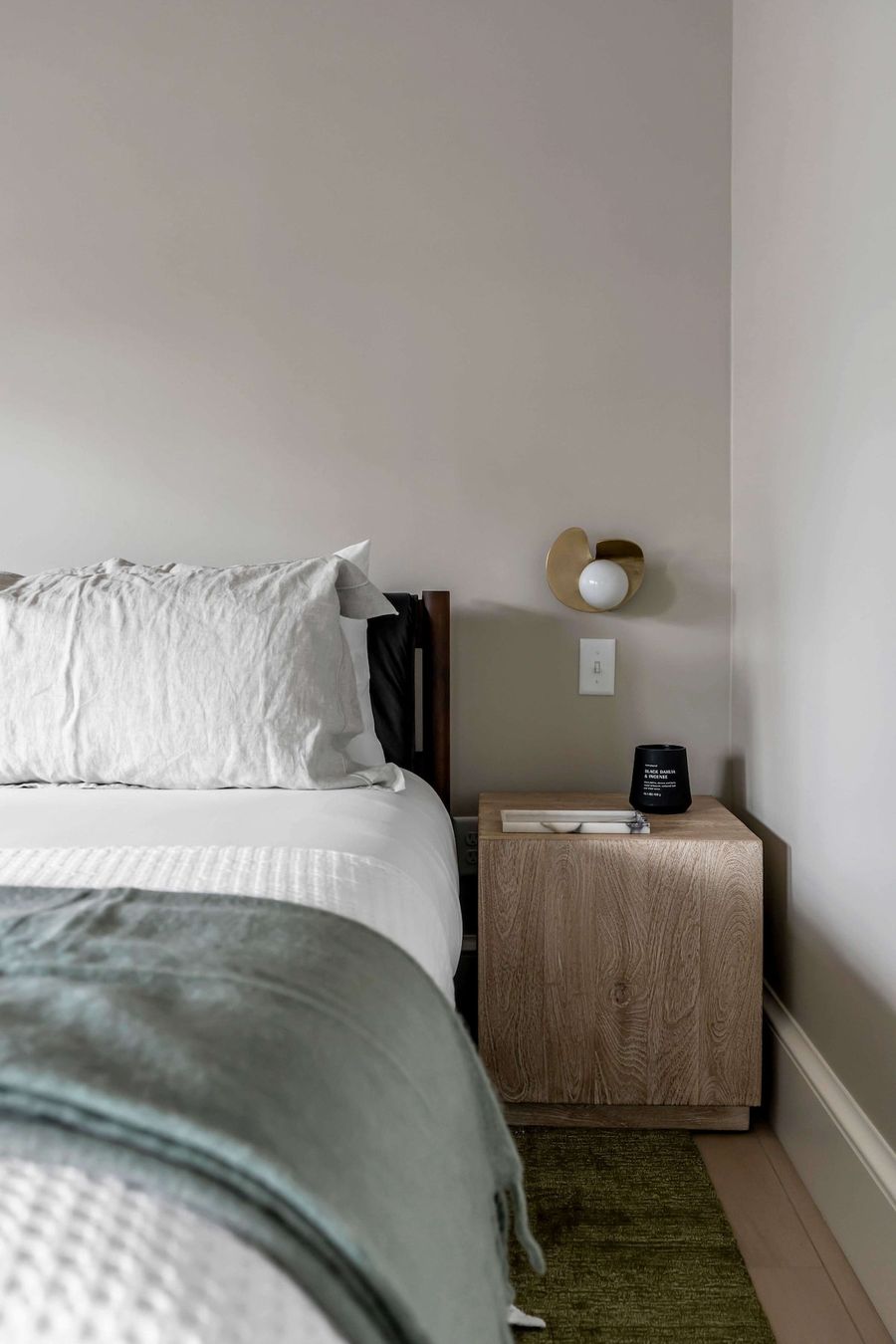 Bedroom 2: King bed