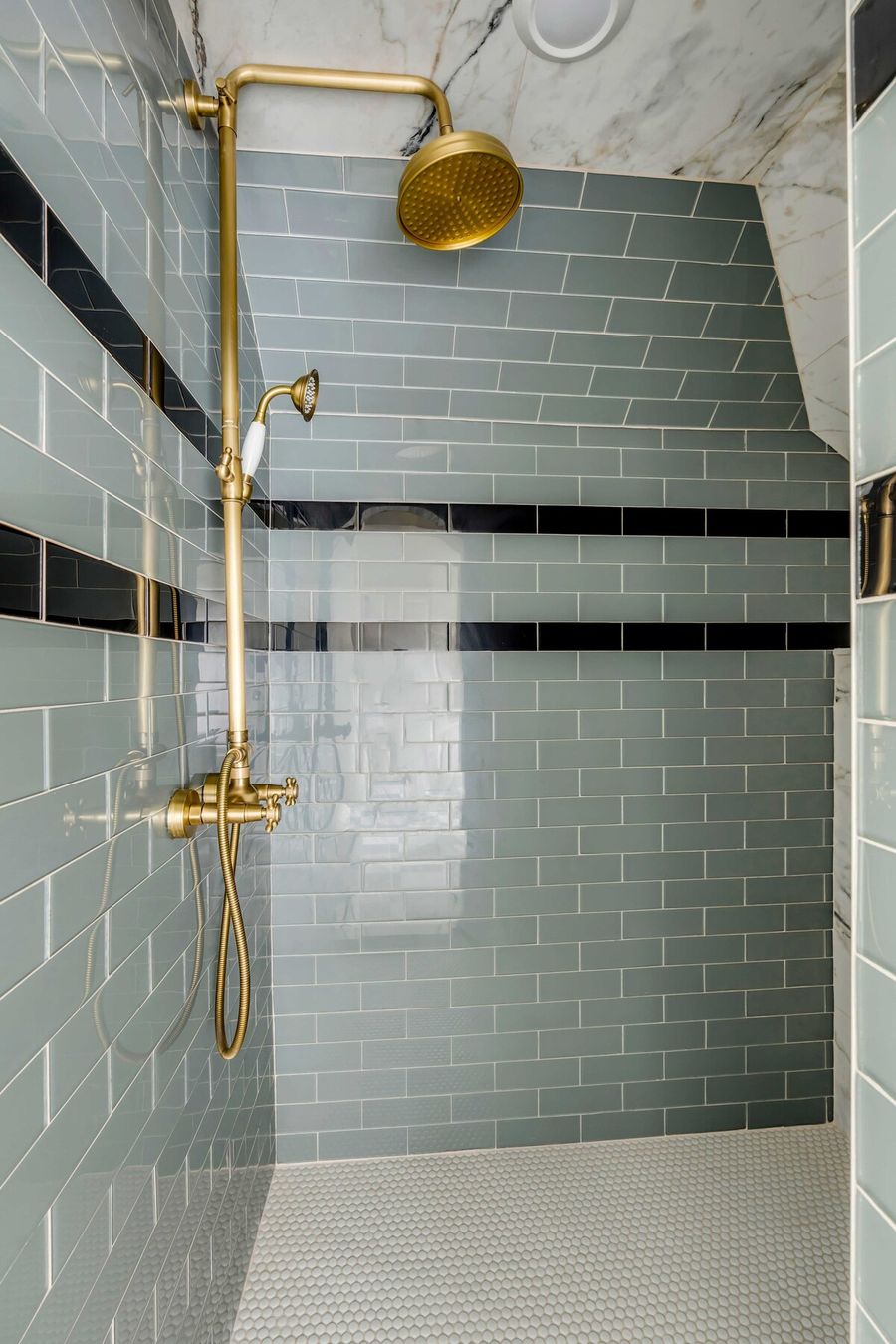 Bathroom 2: Walk-in shower