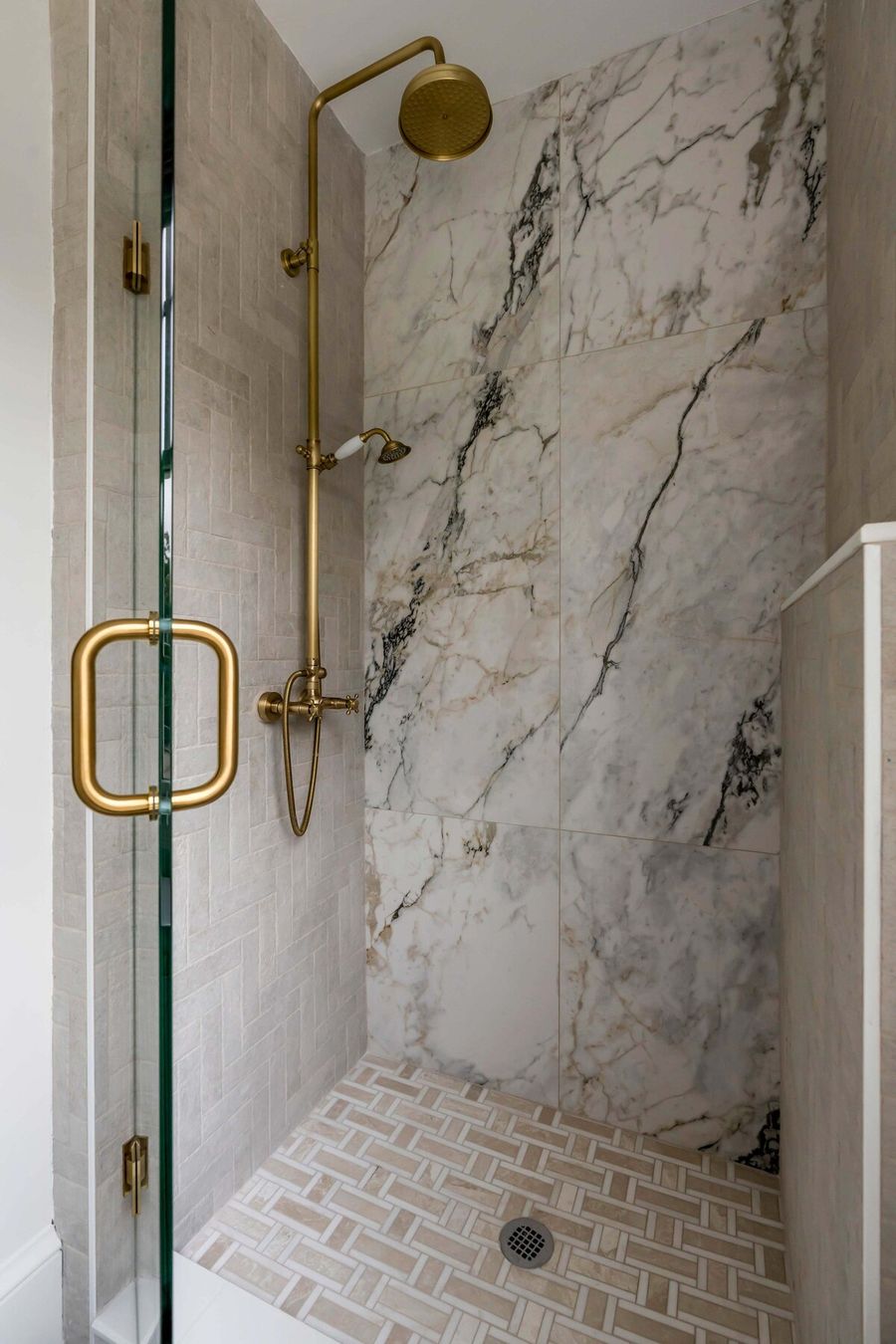 Bathroom 1: Walk-in shower