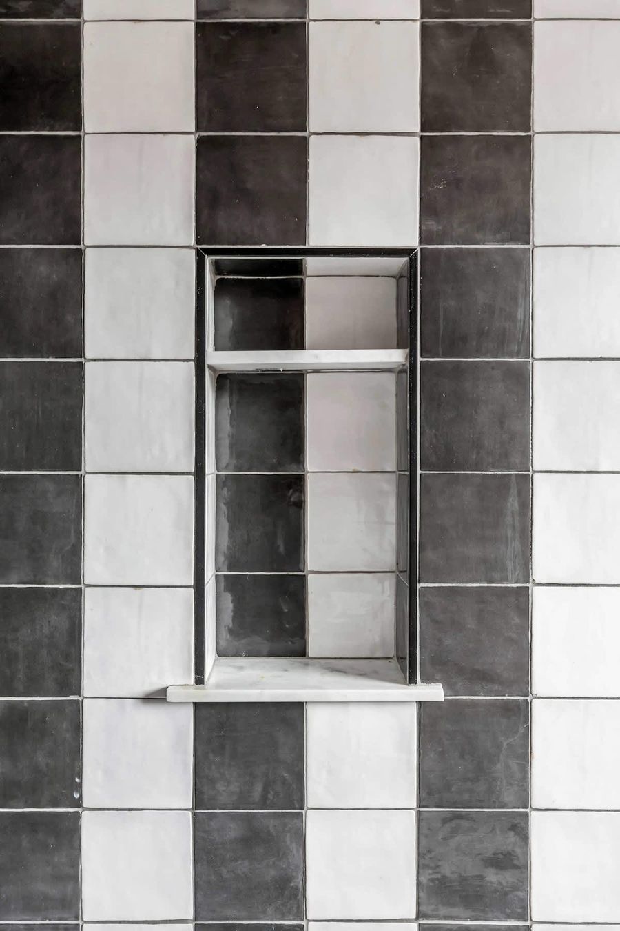Bathroom 2: Walk-in shower