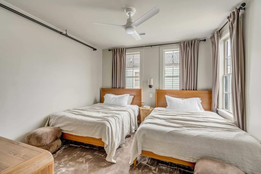 Bedroom 3: Queen Bed + Queen Bed