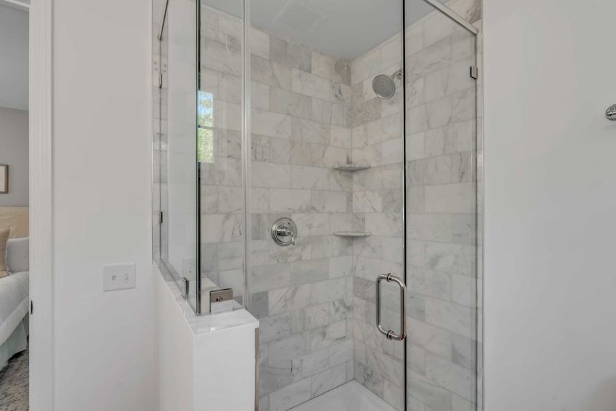 Bathroom 3: Walk-in shower
