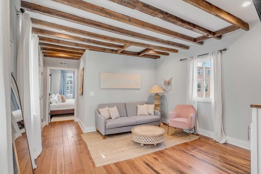 Spacious living room with seating for your entire group!