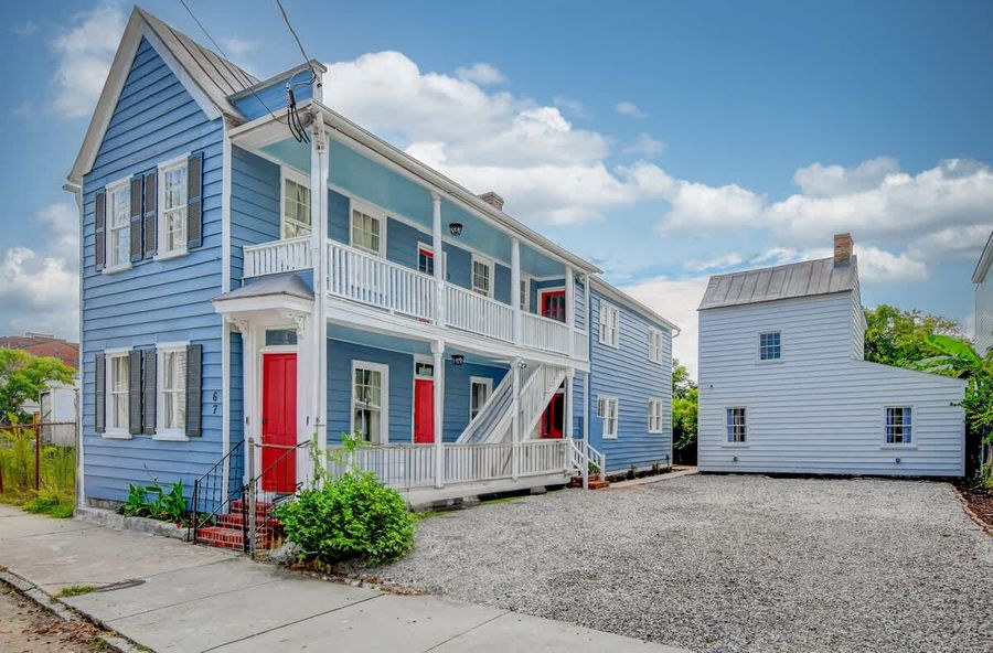 Looking forward to hosting your group in beautiful downtown Charleston!
*Please note mention of construction in the listing description*