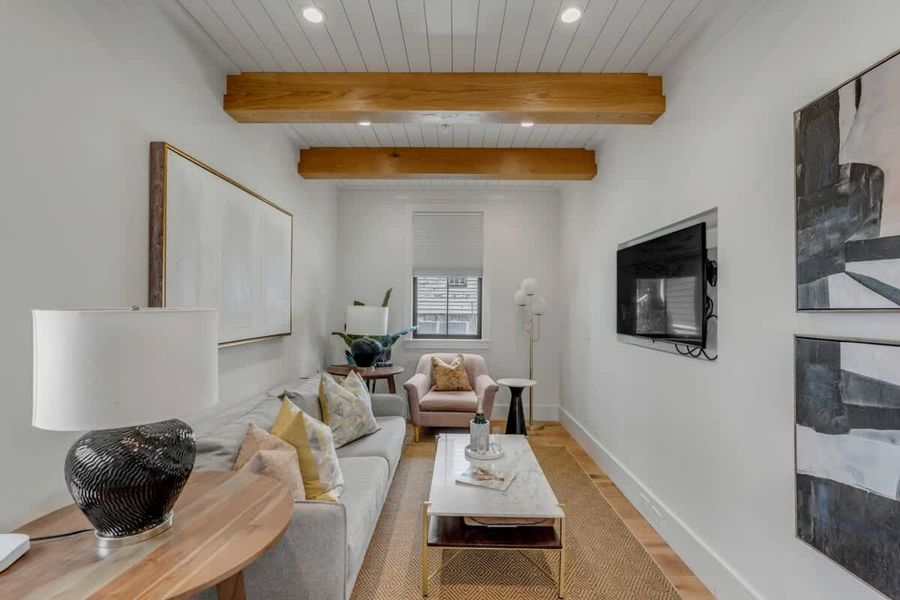 Spacious living room with seating for your entire group!