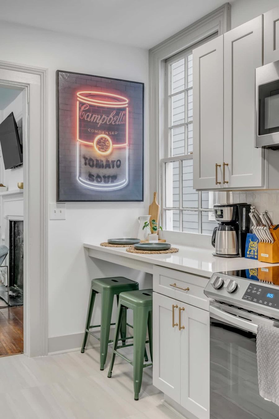 Fully equipped kitchen