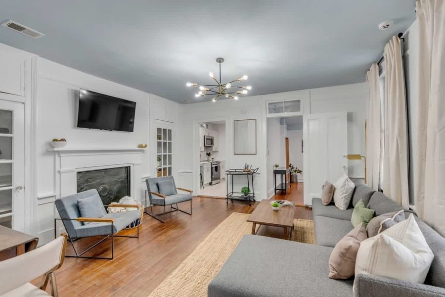 Spacious living room with seating for your entire group!