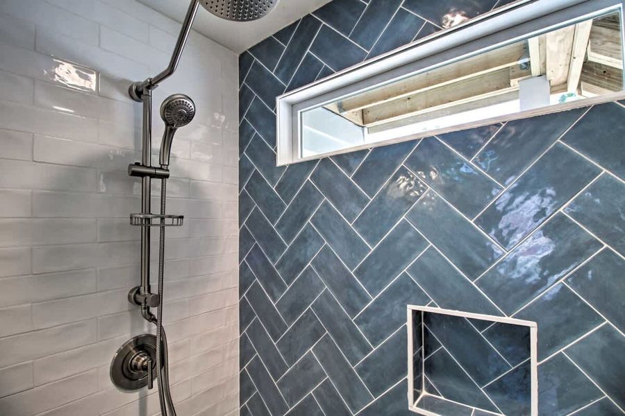 Bathroom 1: Walk-in shower