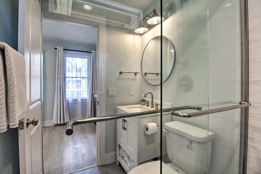 Bathroom 1: Walk-in shower